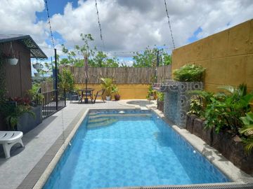 House and Lot with Swimming Pool For Sale in Barangay Iruhin Tagaytay City RAS