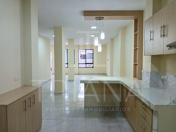 CASA NUEVA A ESTRENAR EN VENTA EN SANTO DOMINGO - URB JARINDES DEL NORTE
