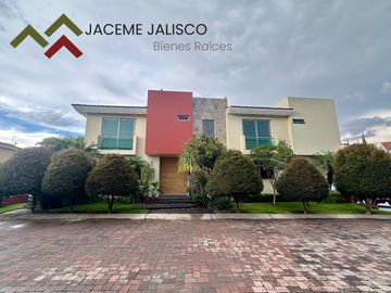 Casa en Venta Zapopan Coto Puerta del Tule