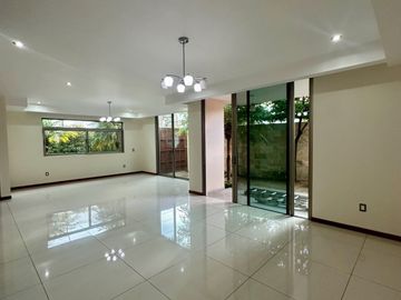 Casa en Venta Zapopan Coto Puerta del Tule