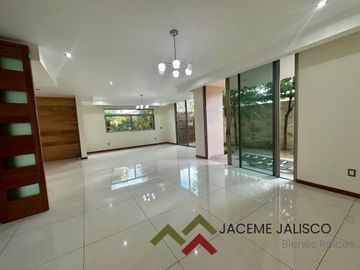 Casa en Venta Zapopan Coto Puerta del Tule