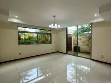 Casa en Venta Zapopan Coto Puerta del Tule