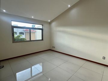 Casa en Venta Zapopan Coto Puerta del Tule