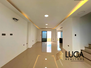 Casa nueva por estrenar con amplio patio en venta sector Los Gavilanes, Manta, Ecuador