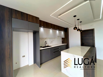 Casa nueva por estrenar con amplio patio en venta sector Los Gavilanes, Manta, Ecuador