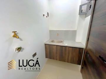 Casa nueva por estrenar con amplio patio en venta sector Los Gavilanes, Manta, Ecuador