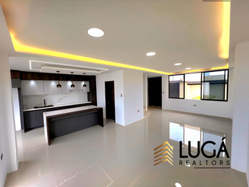 Casa nueva por estrenar con amplio patio en venta sector Los Gavilanes, Manta, Ecuador