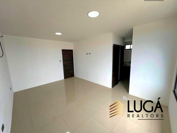 Casa nueva por estrenar con amplio patio en venta sector Los Gavilanes, Manta, Ecuador