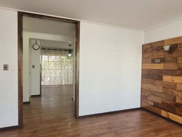 Venta De Casa En Independencia Condominio Los Otoñales. Puente Alto