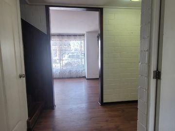 Venta De Casa En Independencia Condominio Los Otoñales. Puente Alto