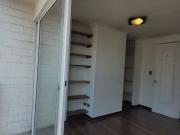 Venta De Casa En Independencia Condominio Los Otoñales. Puente Alto