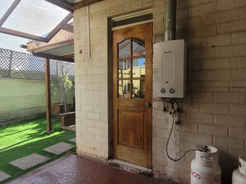 Venta De Casa En Independencia Condominio Los Otoñales. Puente Alto