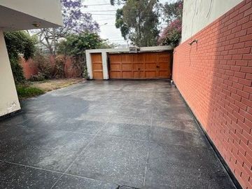 SE VENDE CASA EN LIMA, DISTRITO DE MIRAFLORES, LIMA, PERU