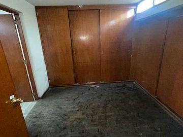 SE VENDE CASA EN LIMA, DISTRITO DE MIRAFLORES, LIMA, PERU