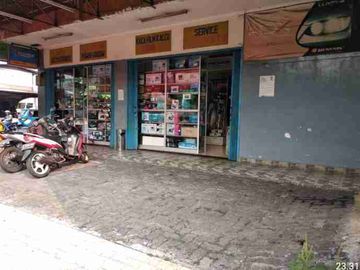 Ruko murah Hoek 3,5 Lantai di kawasan Kebayoran Lama siap pakai hanya 8,7 M