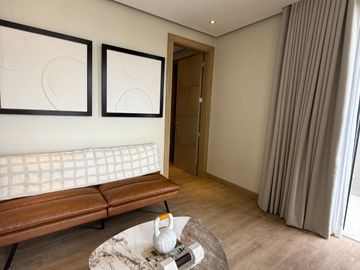 Discover M Residence: Premier Living in Capitol Hills, QC - Rey