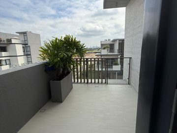 Discover M Residence: Premier Living in Capitol Hills, QC - Rey