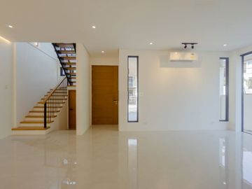 For Sale 3 Storey 4 BR Townhouse in Concepcion Uno Marikina City. KSA