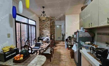 For Sale Bungalow House
@Matahimik St UP VILLAGE Quezon City