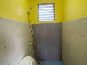 6-DOOR APPARTMENT NEAR SLEX CARMONA FOR SALE