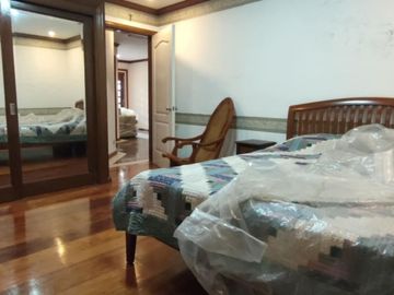 House & Lot in Buenavista Hills Tagaytay for SALE! Floor Area: 1,200 sqm Lot Area: 1,100 sqm at 40M