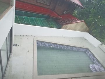House with POOL in Buenavista Hills 1 Tagaytay for SALE for 25M! for RENT 70k per month