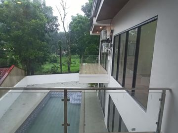 House with POOL in Buenavista Hills 1 Tagaytay for SALE for 25M! for RENT 70k per month