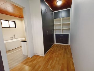 Townhouse For Sale in Pasig City-MC