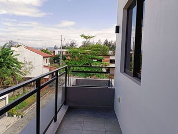 Townhouse For Sale in Pasig City-MC