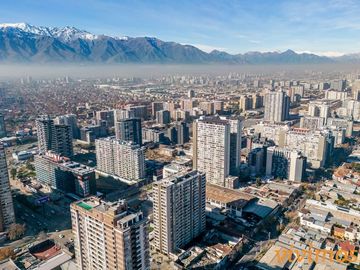 Encantador departamento de 1 dormitorio y 1 baño ubicado en barrio muy  conectado, cercano a Metro Irarrázaval