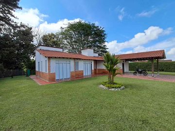 CASA CAMPESTRE EN RENTA CERRITOS PEREIRA.