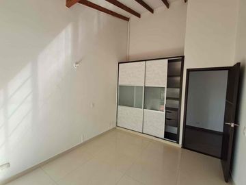 CASA CAMPESTRE EN RENTA CERRITOS PEREIRA.