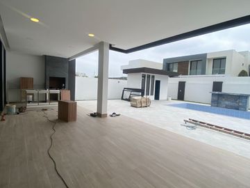 Casa en venta, Urb sotavento, isla mocoli Vía Samborondón