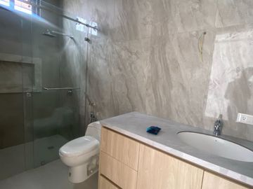 Casa en venta, Urb sotavento, isla mocoli Vía Samborondón