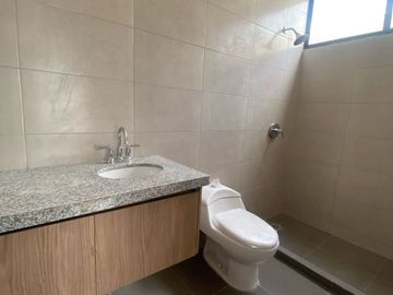 Casa en venta, Urb. tornero del rio, vía Samborondón