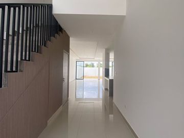 Casa en venta, Urb. tornero del rio, vía Samborondón