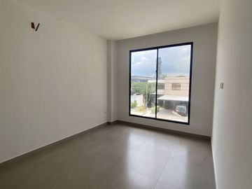 Casa en venta, Urb. tornero del rio, vía Samborondón