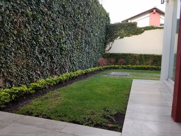 EN VENTA CASA CUMBAYA LUMBISI 170M2 $181500 VISTA ATICO ADICIONAL