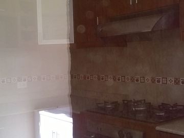 EN VENTA CASA CUMBAYA LUMBISI 170M2 $181500 VISTA ATICO ADICIONAL