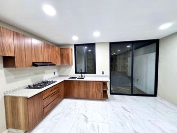 Casa en venta en Zimalta, Tlaquepaque