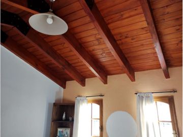 VENTA DE HERMOSA CASA EN CAPITAL - APTA CREDITO HIPOTECARIO