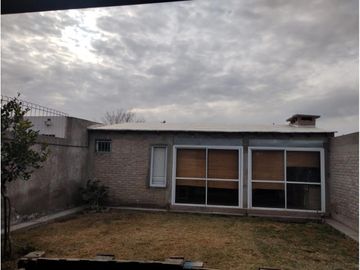 VENTA DE HERMOSA CASA EN CAPITAL - APTA CREDITO HIPOTECARIO
