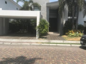 Casa en venta, Urb. Sotavento, Isla Mocoli vía Samborondón