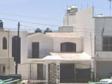 CASA EN VENTA JARDINES DE LA FLORIDA, SALTILLO