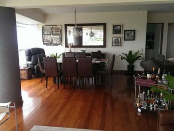 VENTA HERMOSO DPTO.MALECON DE MIRAFLORES VISTA AL MAR