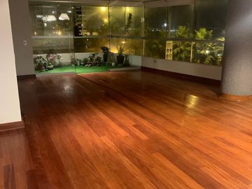 VENTA HERMOSO DPTO.MALECON DE MIRAFLORES VISTA AL MAR