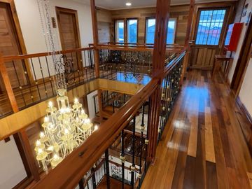 Hotel Boutique Riquelme: Elegancia e Historia en el Corazón de La Unión