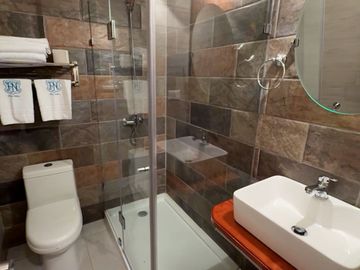 Hotel Boutique Riquelme: Elegancia e Historia en el Corazón de La Unión