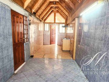 Amplia casa en venta