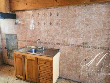 Amplia casa en venta